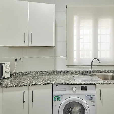 아파트 Piso Nuevo En Pleno Centro De Cadiz, Calle Plocia 카디스